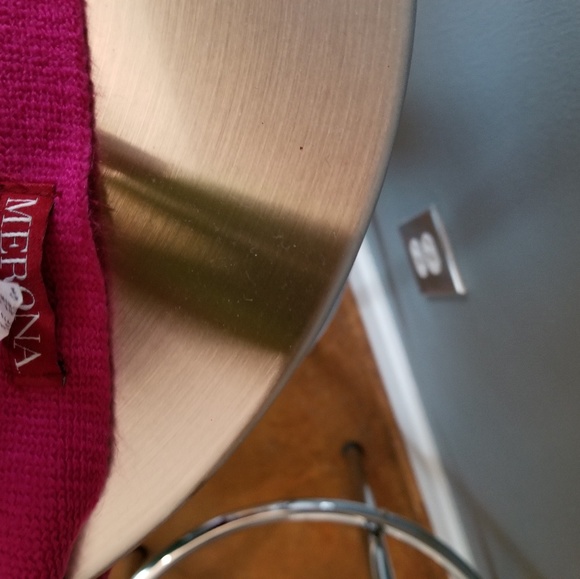 Scarves - Picture 3 of 5